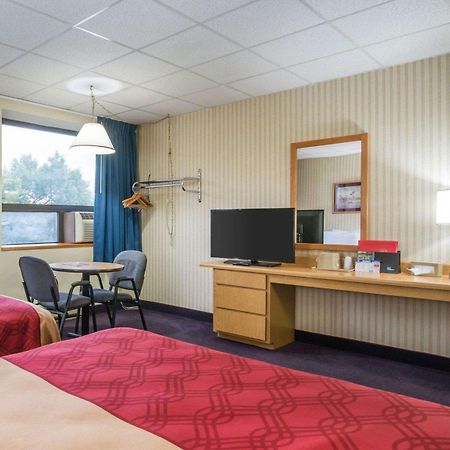Econo Lodge Манчестер Екстер'єр фото