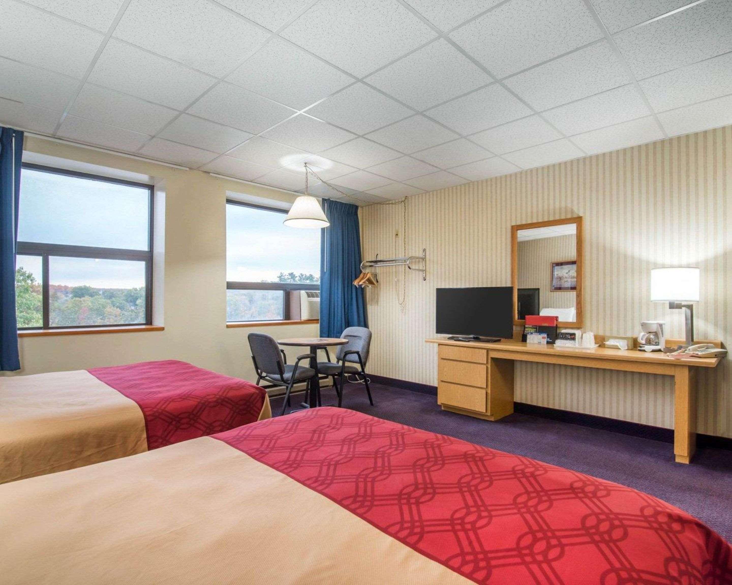 Econo Lodge Манчестер Екстер'єр фото