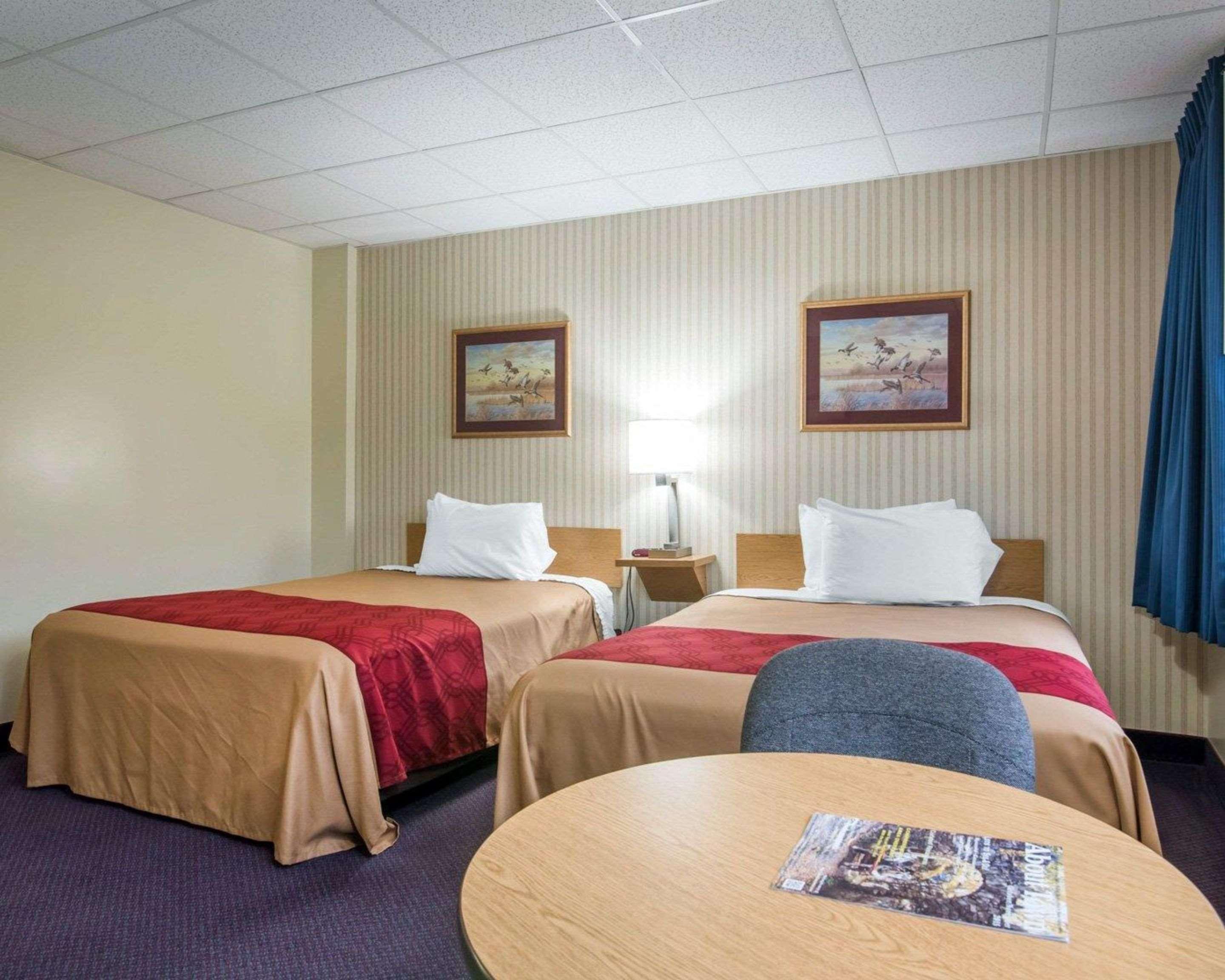 Econo Lodge Манчестер Екстер'єр фото
