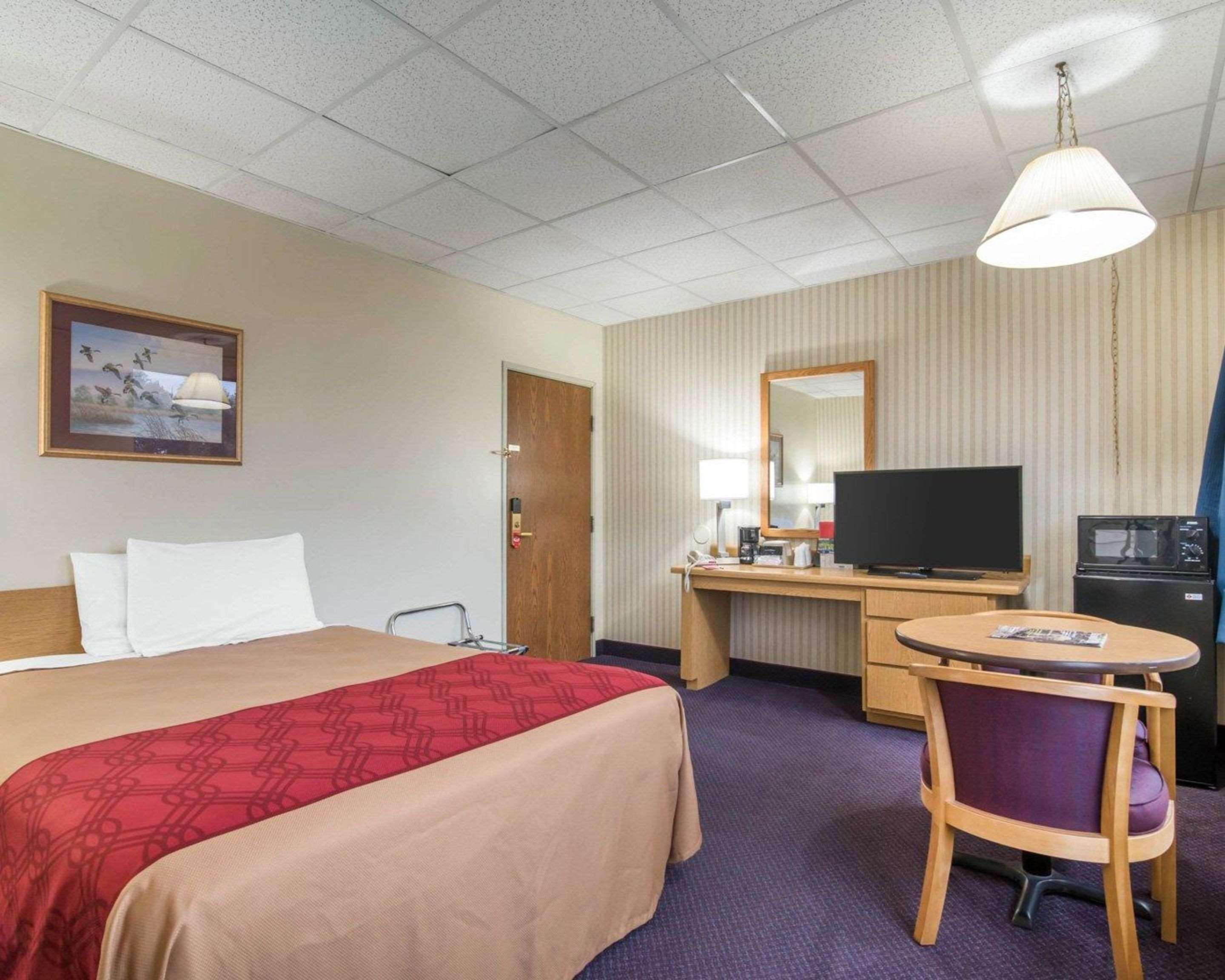 Econo Lodge Манчестер Екстер'єр фото