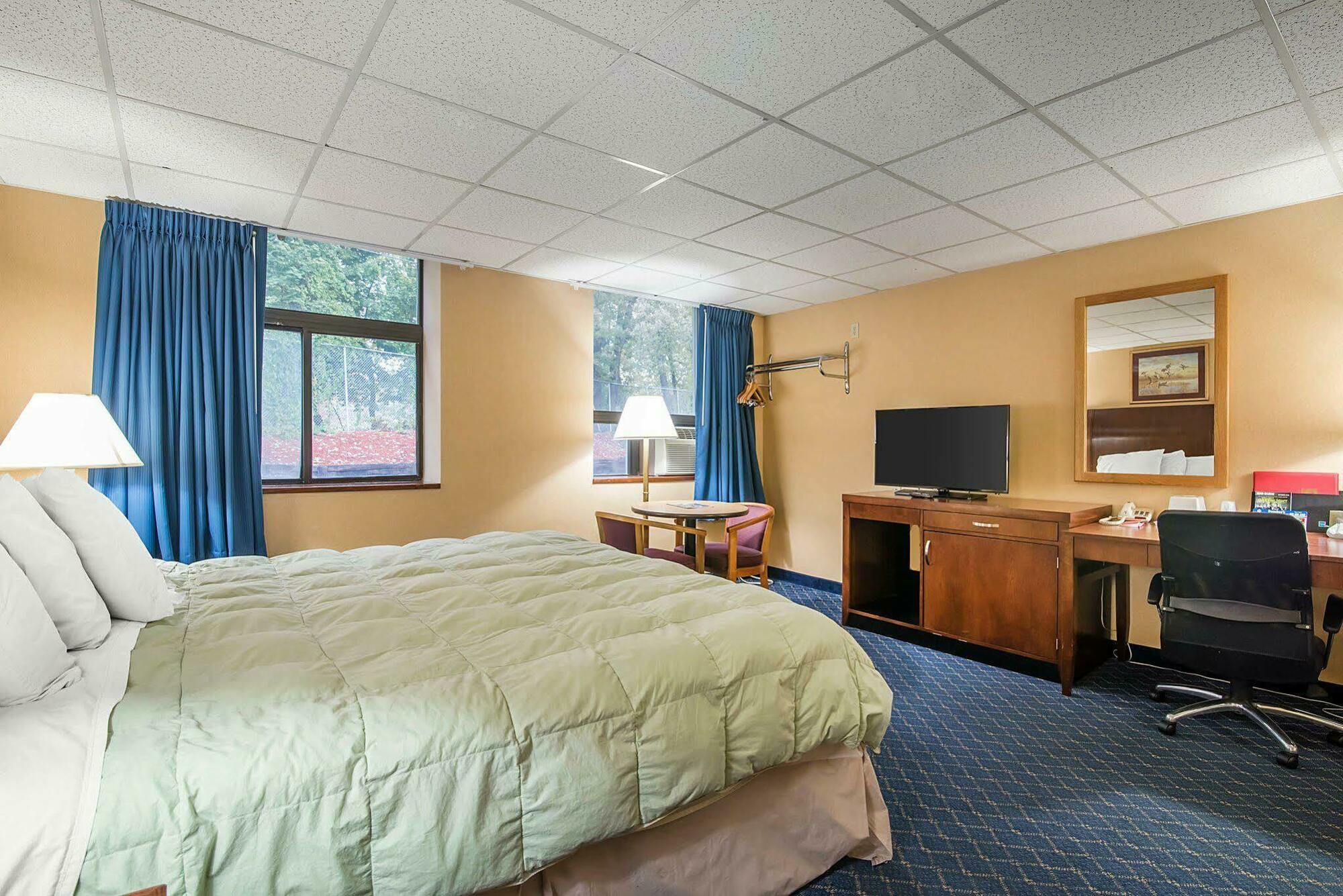 Econo Lodge Манчестер Екстер'єр фото